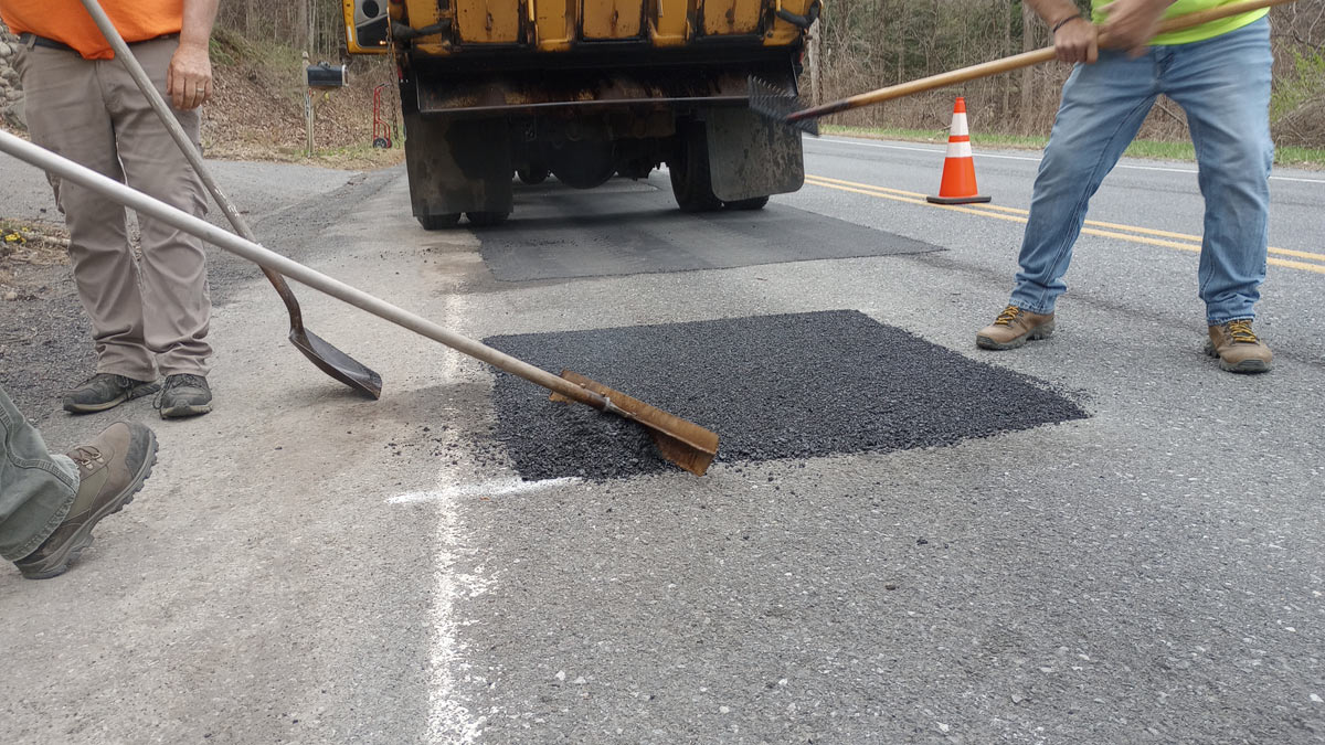 Selecting the Right Asphalt Patch Technique for Different Pavement Failures